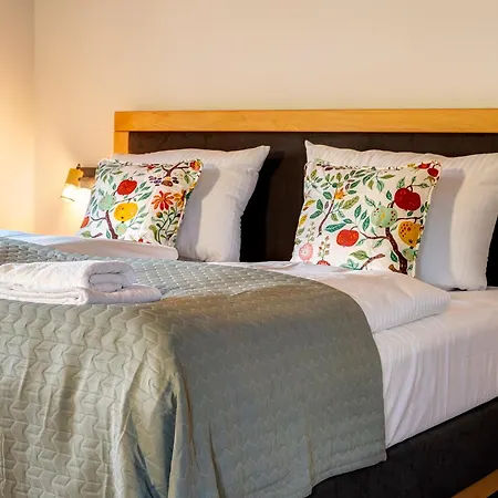 Semesterbostad Thorina *